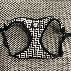 Houndstooth dog harness